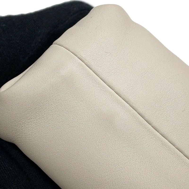 ボッテガヴェネタ ショルダーバッグ ミニ ザ・ポーチ 585852 BOTTEGA VENETA