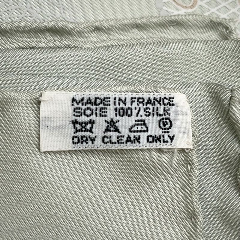 エルメス スカーフ カレ90 Doigts de Fee 妖精の指 シルク HERMES シルクスカーフ