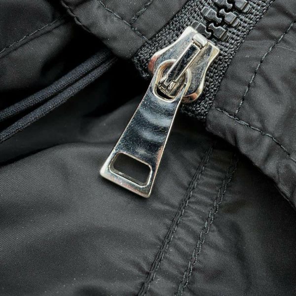 モンクレール ジャケット ポンチョ ドルマンスリーブ ナイロン レディースサイズ1 E10934904105 MONCLER 黒