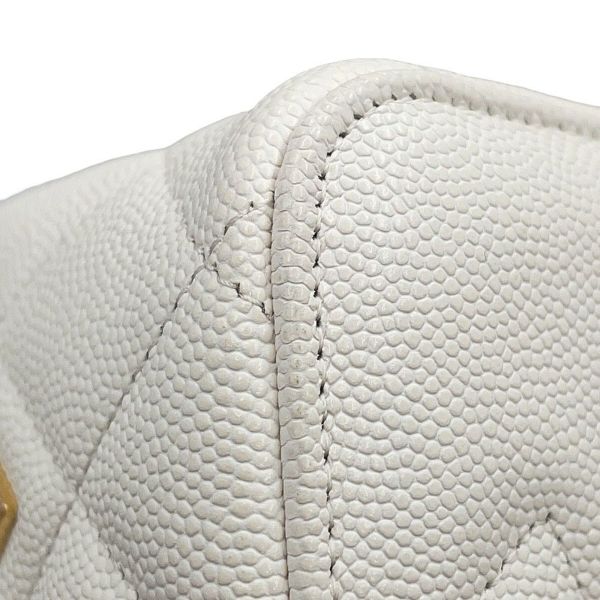 シャネル チェーンショルダーバッグ バニティ ココマーク マトラッセ トランプ キャビアスキン AP3079 CHANEL 白