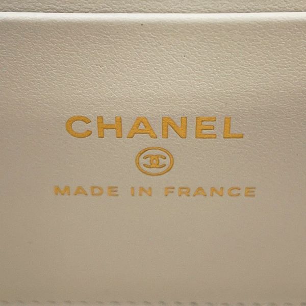 シャネル チェーンショルダーバッグ バニティ ココマーク マトラッセ トランプ キャビアスキン AP3079 CHANEL 白