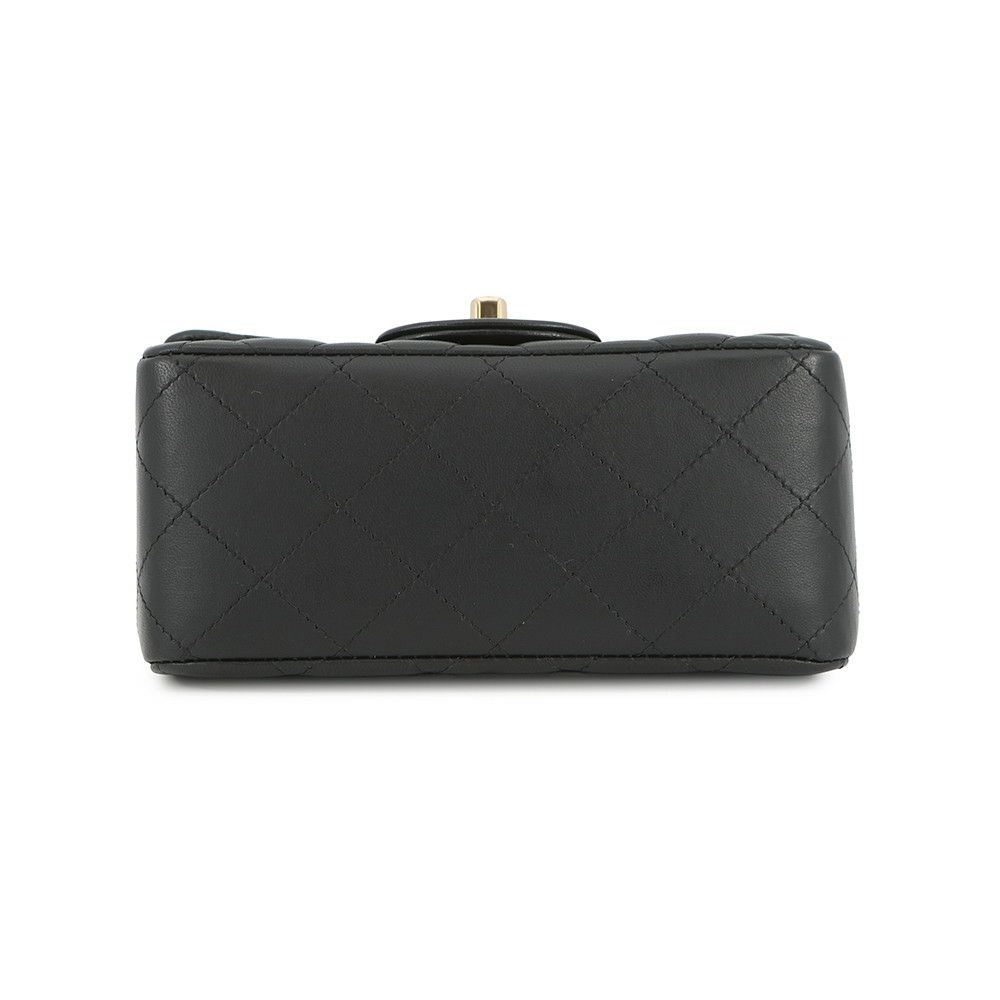 シャネル チェーンショルダーバッグ マトラッセ ココマーク ラムスキン ミニマトラッセ A35200 CHANEL 黒