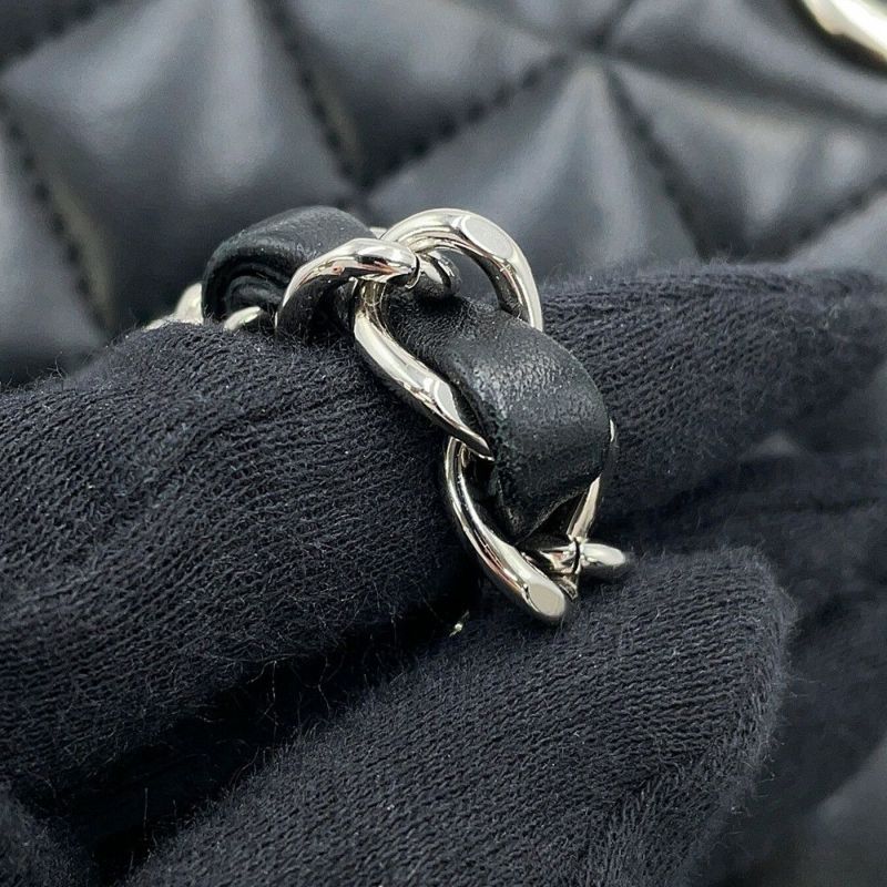 シャネル チェーンショルダーバッグ マトラッセ25 ココマーク ダブルチェーン ラムスキン A01112 CHANEL 黒