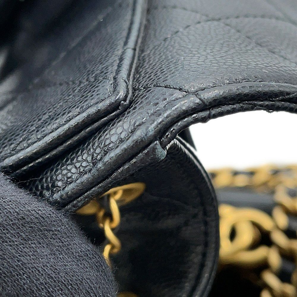 シャネル チェーンショルダーバッグ ココマーク CHANEL25 スモール キャビアスキン AS5293 CHANEL 黒