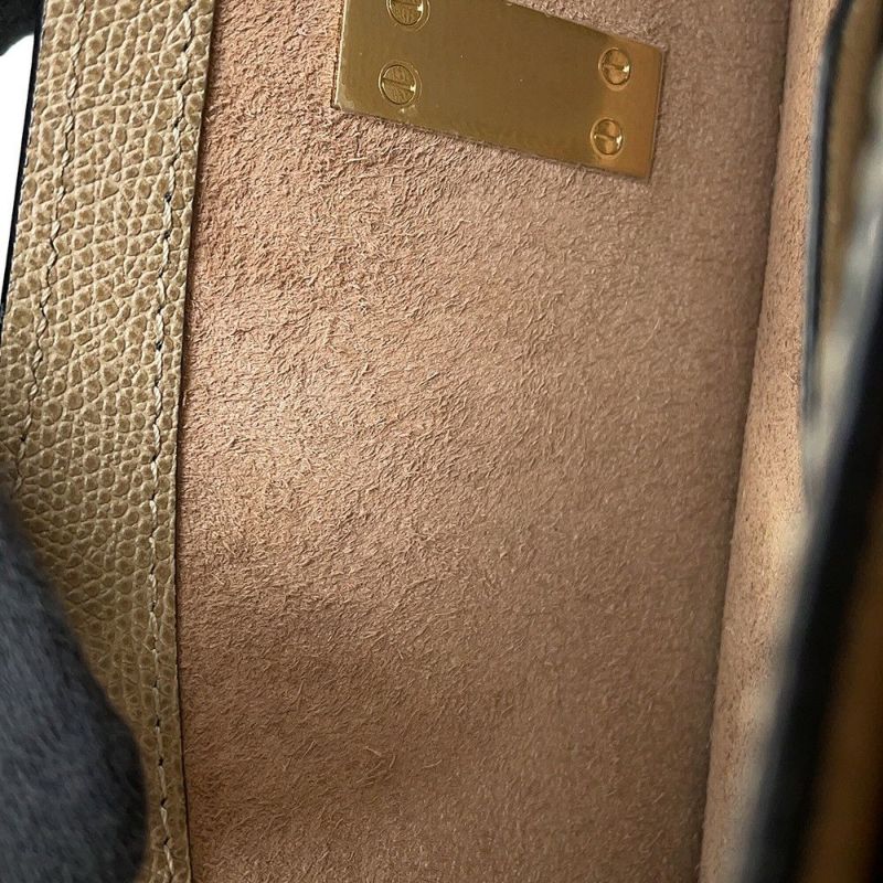 ヴァレクストラ ショルダーバッグ イジィデ クラッチ Valextra 2way