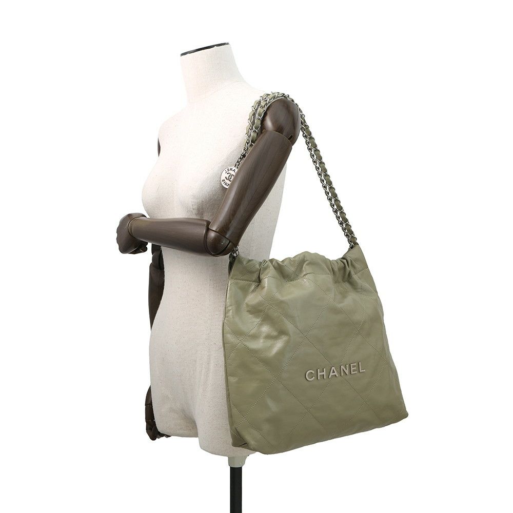 シャネル ハンドバッグ CHANEL 22 マトラッセ スモール シャイニーカーフレザー AS3260 CHANEL ポーチ付き