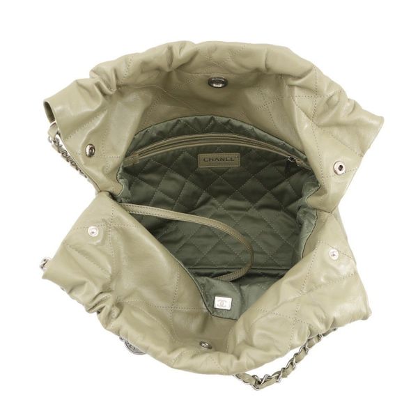 シャネル ハンドバッグ CHANEL 22 マトラッセ スモール シャイニーカーフレザー AS3260 CHANEL ポーチ付き