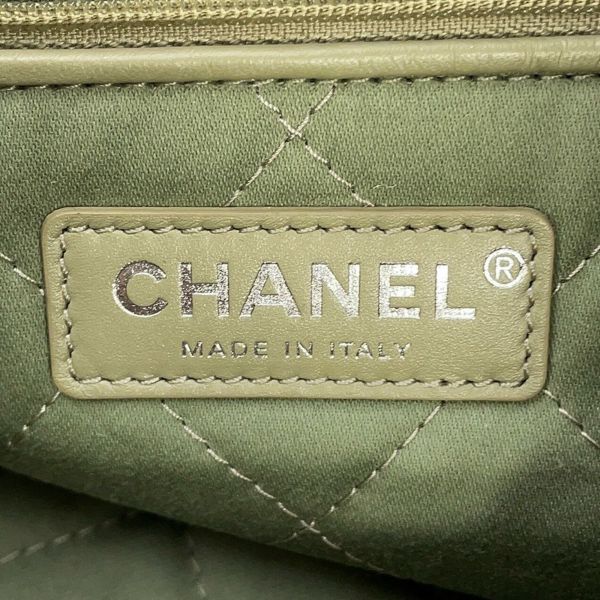 シャネル ハンドバッグ CHANEL 22 マトラッセ スモール シャイニーカーフレザー AS3260 CHANEL ポーチ付き