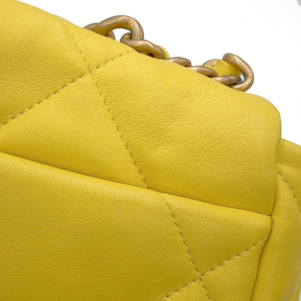 シャネル チェーンショルダーバッグ CHANEL19 マトラッセ ココマーク フラップ ラムスキン AS1160 CHANEL