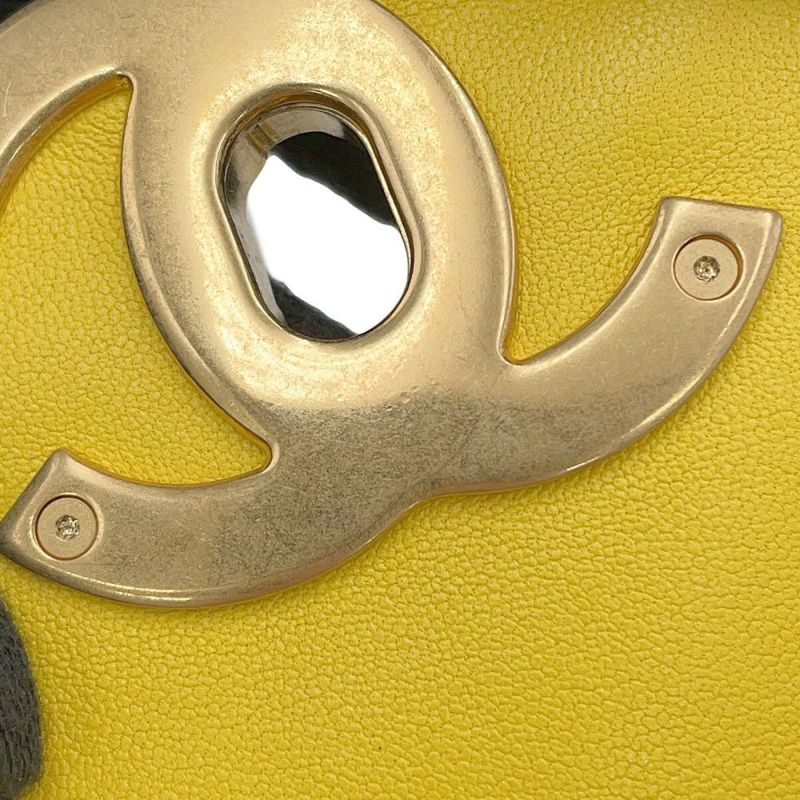 シャネル チェーンショルダーバッグ CHANEL19 マトラッセ ココマーク フラップ ラムスキン AS1160 CHANEL