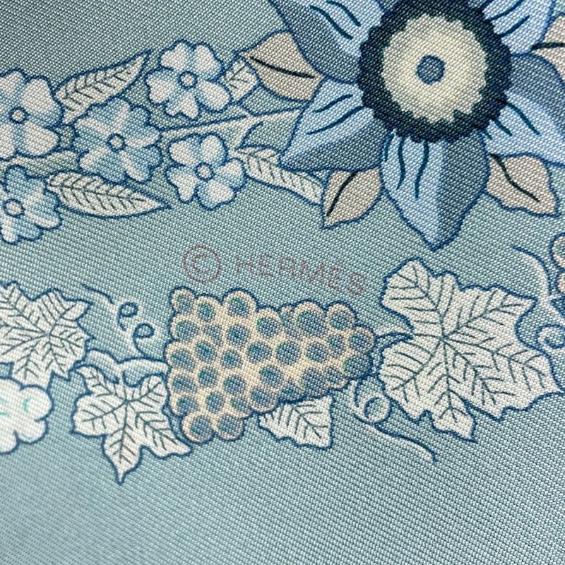 エルメス スカーフ カレ90 ブリッド・ドゥ・ガラ・アン・フルール HERMES シルク