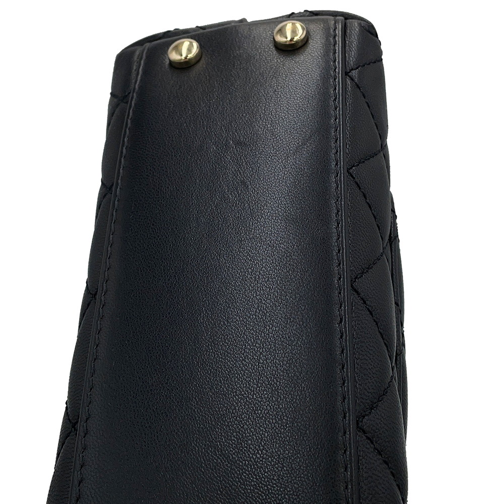 シャネル ハンドバッグ ココマーク マトラッセ トップハンドル ミニ フラップ レザー AS2215 CHANEL 2way 黒