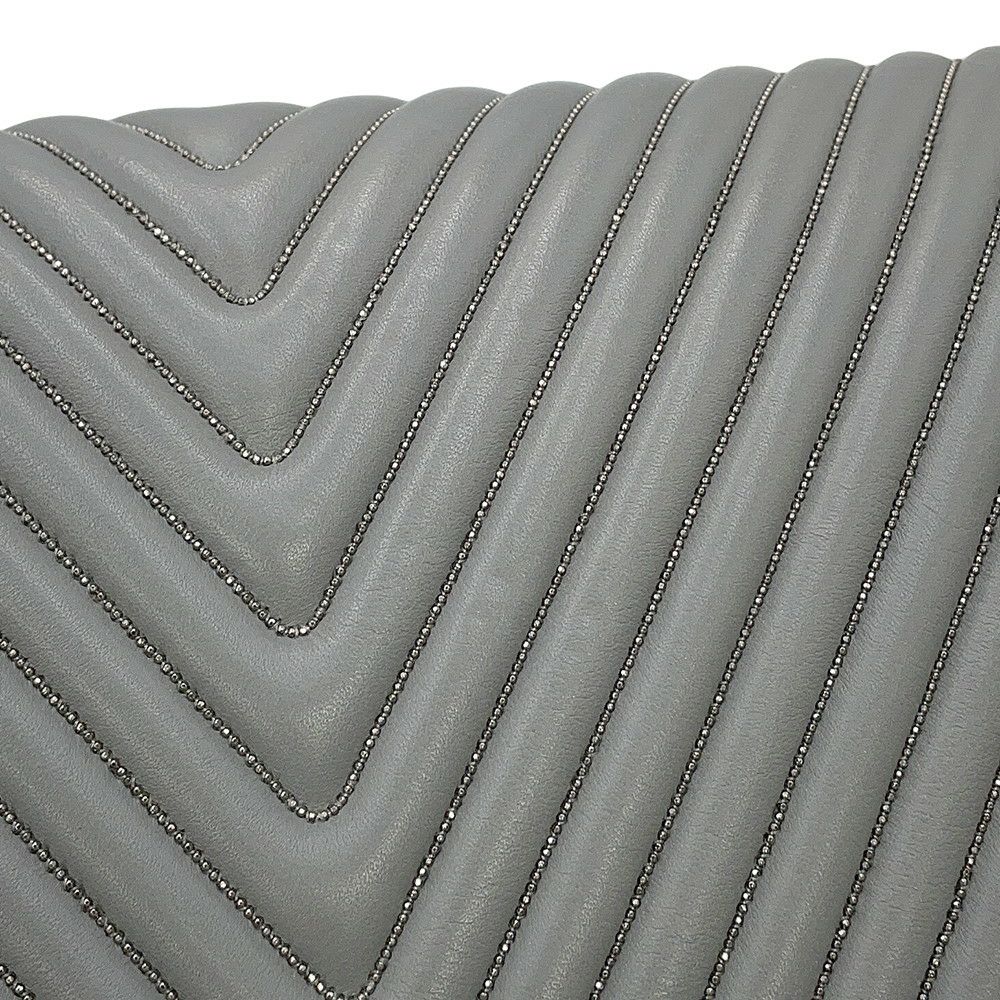 シャネル チェーンショルダーバッグ シェブロン ボーイシャネル ラージ ラムスキン ビーズ CHANEL Vステッチ