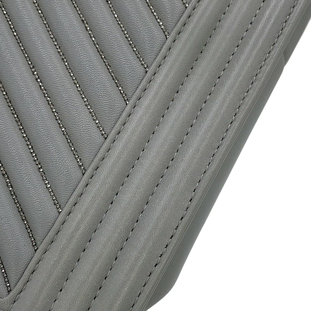 シャネル チェーンショルダーバッグ シェブロン ボーイシャネル ラージ ラムスキン ビーズ CHANEL Vステッチ