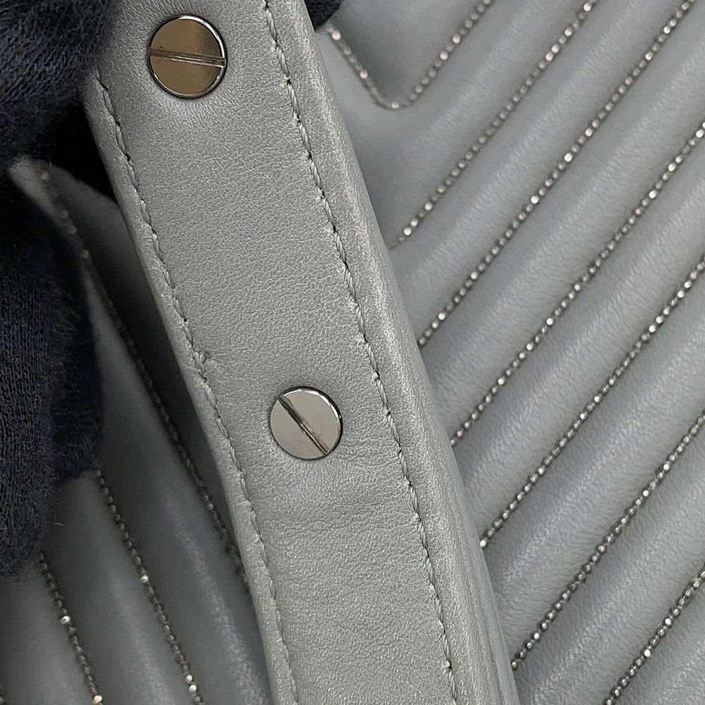 シャネル チェーンショルダーバッグ シェブロン ボーイシャネル ラージ ラムスキン ビーズ CHANEL Vステッチ