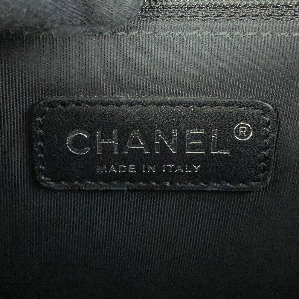 シャネル チェーンショルダーバッグ シェブロン ボーイシャネル ラージ ラムスキン ビーズ CHANEL Vステッチ