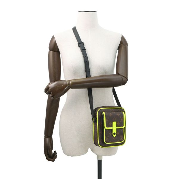 ルイヴィトン ショルダーバッグ モノグラム・マカサー クリストファー・ウエアラブルウォレット M80793 ヴィトン バッグ メンズ ブラック 黒