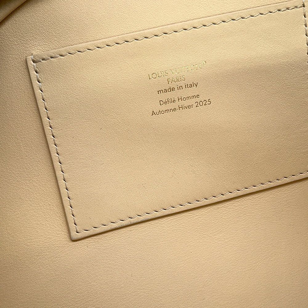 ルイヴィトン ポーチ モノグラム ギョーザ・ポーチ M26186 LOUIS VUITTON クラッチ