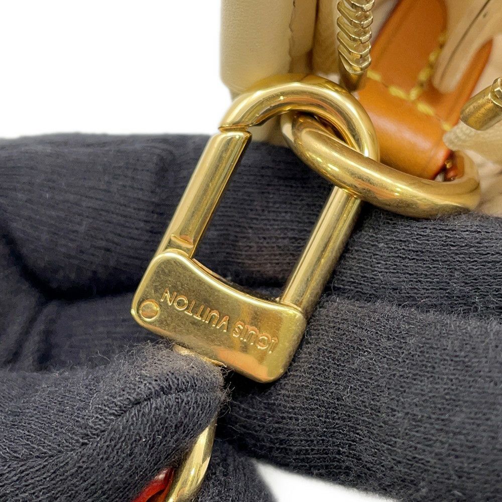 ルイヴィトン ポーチ モノグラム ギョーザ・ポーチ M26186 LOUIS VUITTON クラッチ