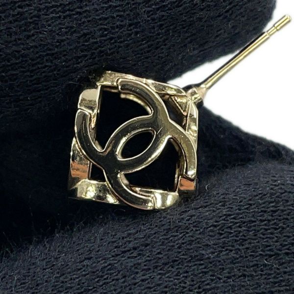 シャネル ピアス ココマーク キューブ メタル A22K AB9512 CHANEL アクセサリー
