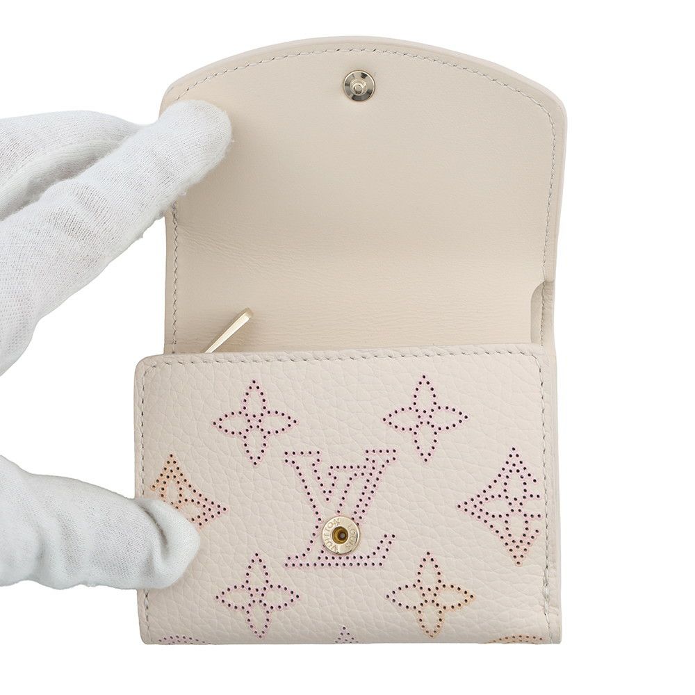 ルイヴィトン 財布 モノグラム・マヒナ ポルトフォイユ・イリス XS M25640 LOUIS VUITTON ヴィトン 三つ折り財布 コンパクト