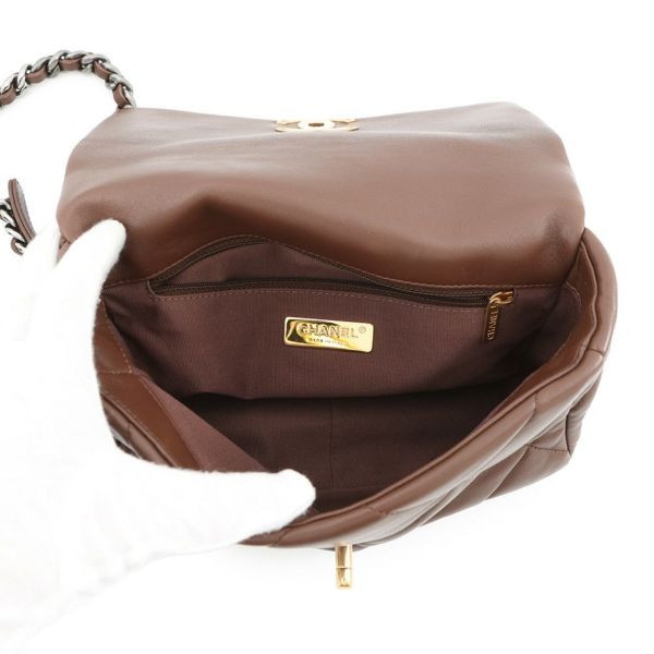 シャネル チェーンショルダーバッグ CHANEL19 ココマーク マトラッセ ラムスキン AS1160 CHANEL