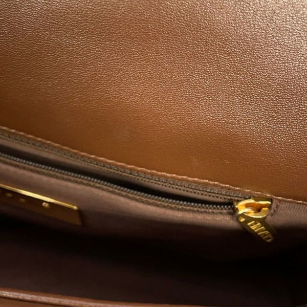 シャネル チェーンショルダーバッグ CHANEL19 ココマーク マトラッセ ラムスキン AS1160 CHANEL