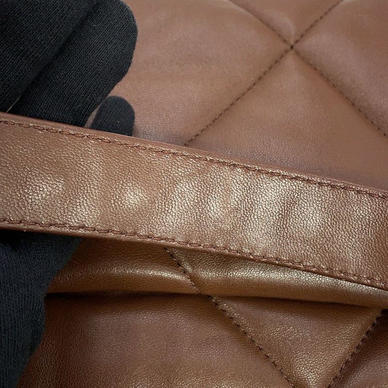 シャネル チェーンショルダーバッグ CHANEL19 ココマーク マトラッセ ラムスキン AS1160 CHANEL