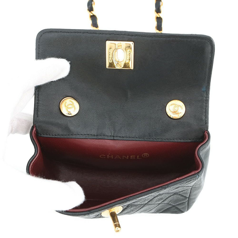 シャネル チェーンショルダーバッグ ミニミニ マトラッセ ココマーク ラムスキン CHANEL 黒