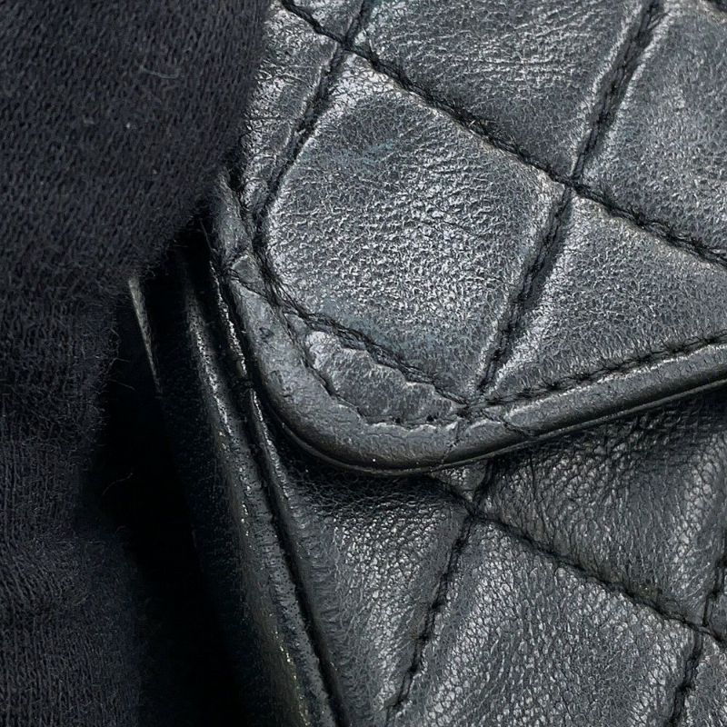 シャネル チェーンショルダーバッグ ミニミニ マトラッセ ココマーク ラムスキン CHANEL 黒