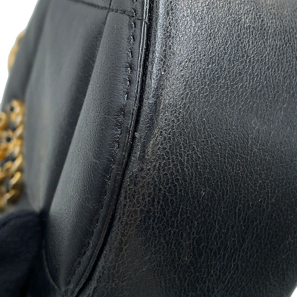 シャネル チェーンショルダーバッグ CHANEL19 ココマーク マトラッセ ラムスキン AP0945 CHANEL 黒