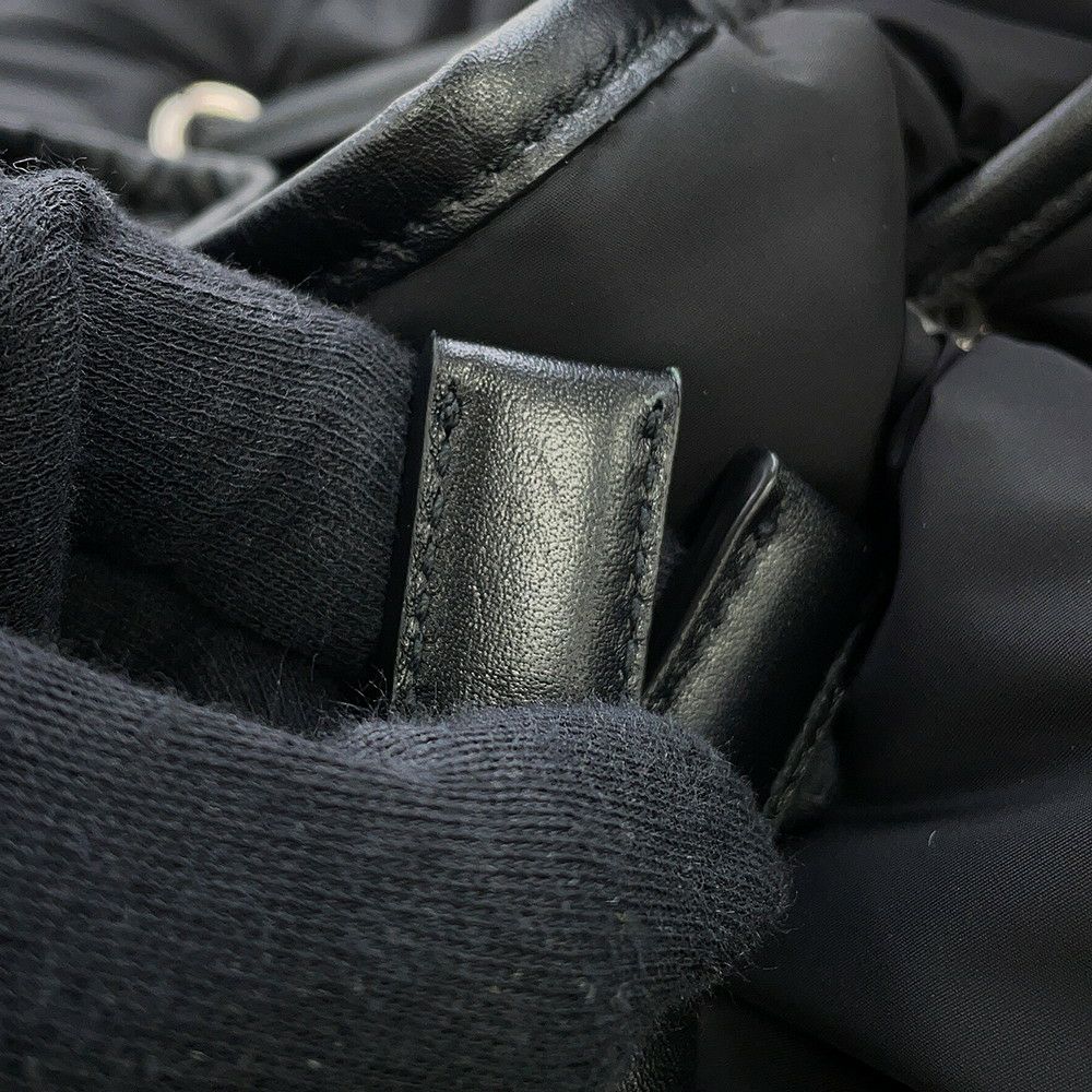 サンローランパリ ショルダーバッグ リヴゴーシュ ロゴ スリングバッグ ナイロン 734682 黒