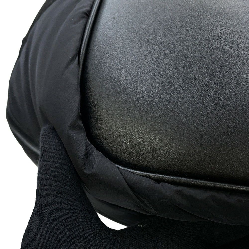 サンローランパリ ショルダーバッグ リヴゴーシュ ロゴ スリングバッグ ナイロン 734682 黒