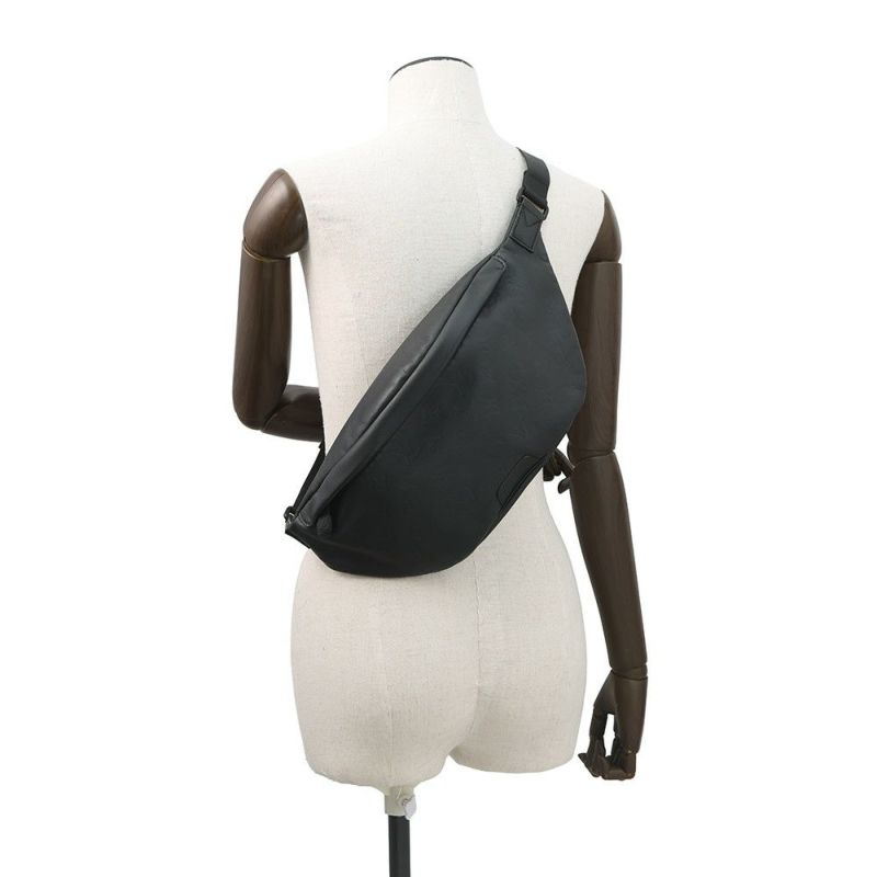 ルイヴィトン ボディバッグ モノグラム・シャドウ ディスカバリー・バムバッグPM M46036 ウエストバッグ 黒 ブラック