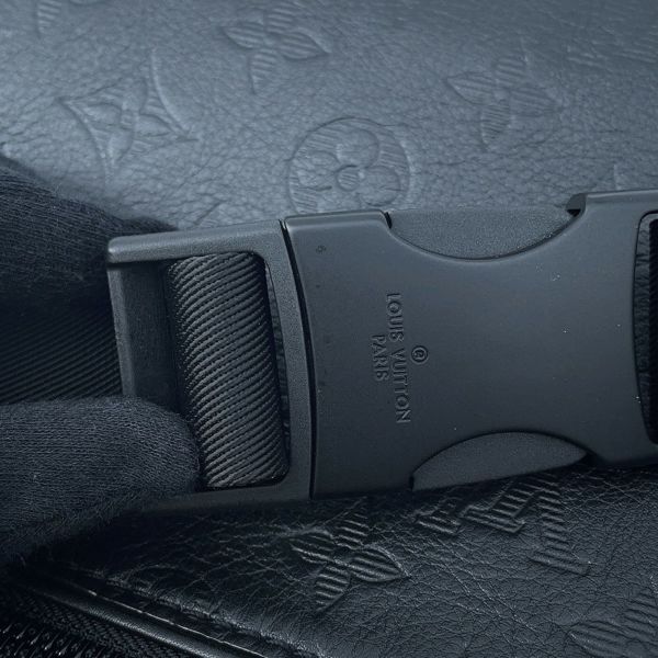 ルイヴィトン ボディバッグ モノグラム・シャドウ ディスカバリー・バムバッグPM M46036 ウエストバッグ 黒 ブラック