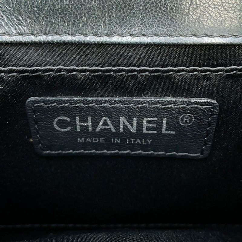 シャネル チェーンショルダーバッグ マトラッセ ココマーク マチポケット アコーディオン ラムスキン CHANEL 黒