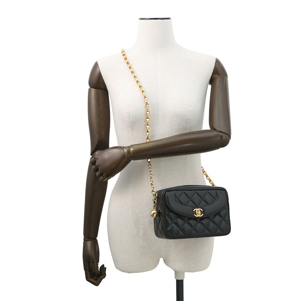 シャネル チェーンショルダーバッグ マトラッセ ココマーク キャビアスキン CHANEL 黒