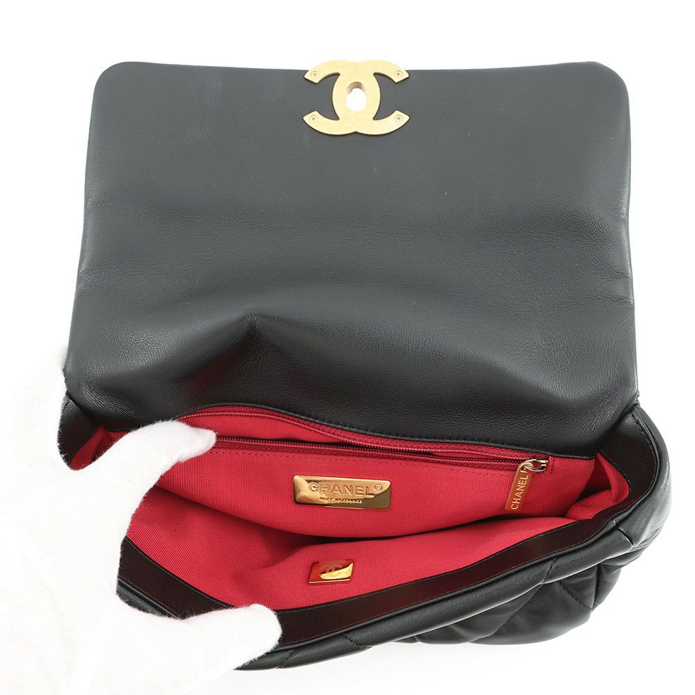 シャネル チェーンショルダーバッグ CHANEL19 マトラッセ ココマーク ラムスキン AS1160 CHANEL 黒
