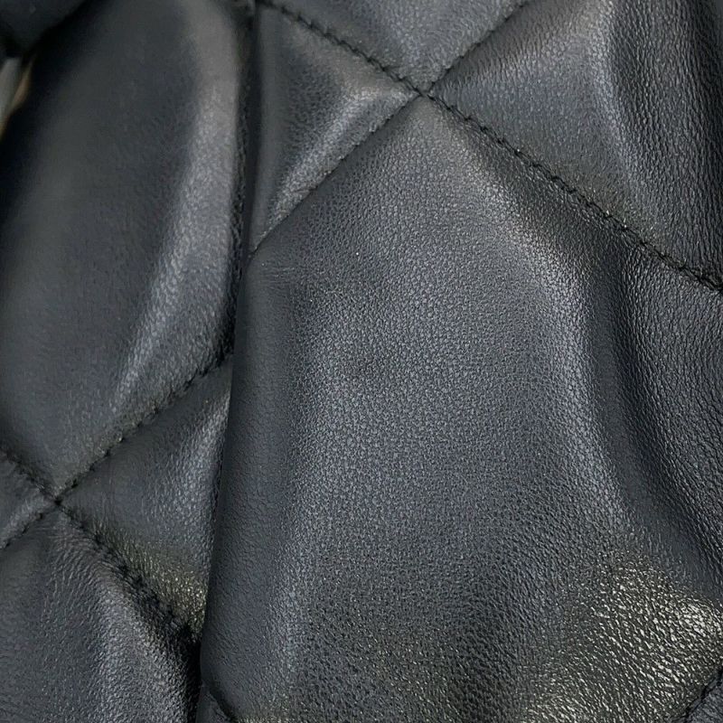 シャネル チェーンショルダーバッグ CHANEL19 マトラッセ ココマーク ラムスキン AS1160 CHANEL 黒