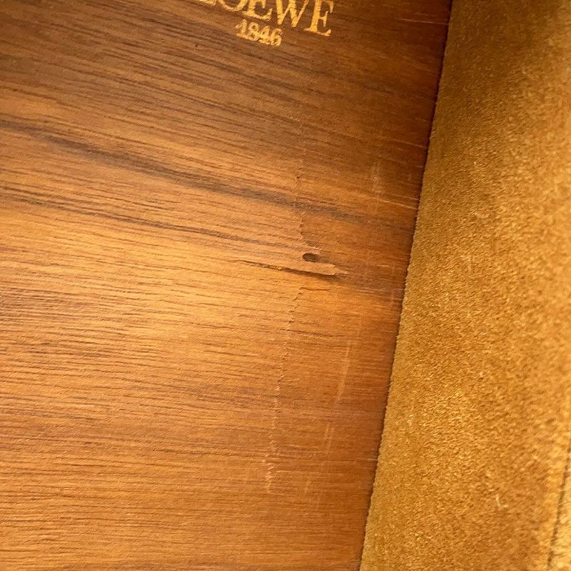 ロエベ トランクケース アナグラム スエード レザー LOEWE