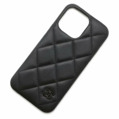 シャネル ラムスキン マトラッセ iphone 15 PRO A686 激レア CHANEL
