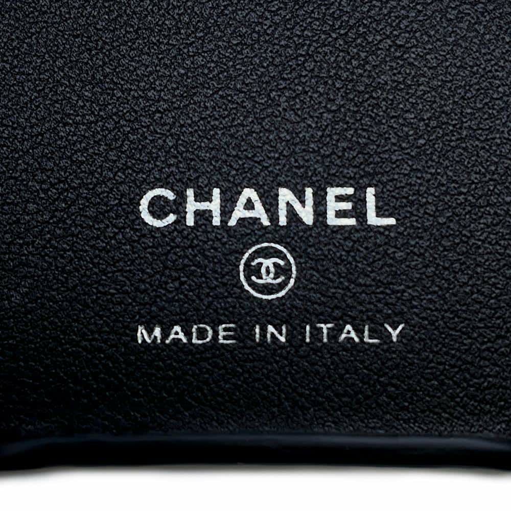 シャネル iPhoneケース マトラッセ ココマーク iPhone15 Pro Max ラムスキン AP4120 CHANEL スマホケース 黒