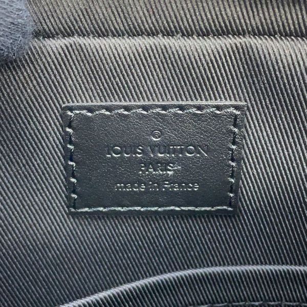 ルイヴィトン ショルダーバッグ モノグラム・シャドウ デュオ・メッセンジャー M69827 LOUIS VUITTON 黒 ブラック