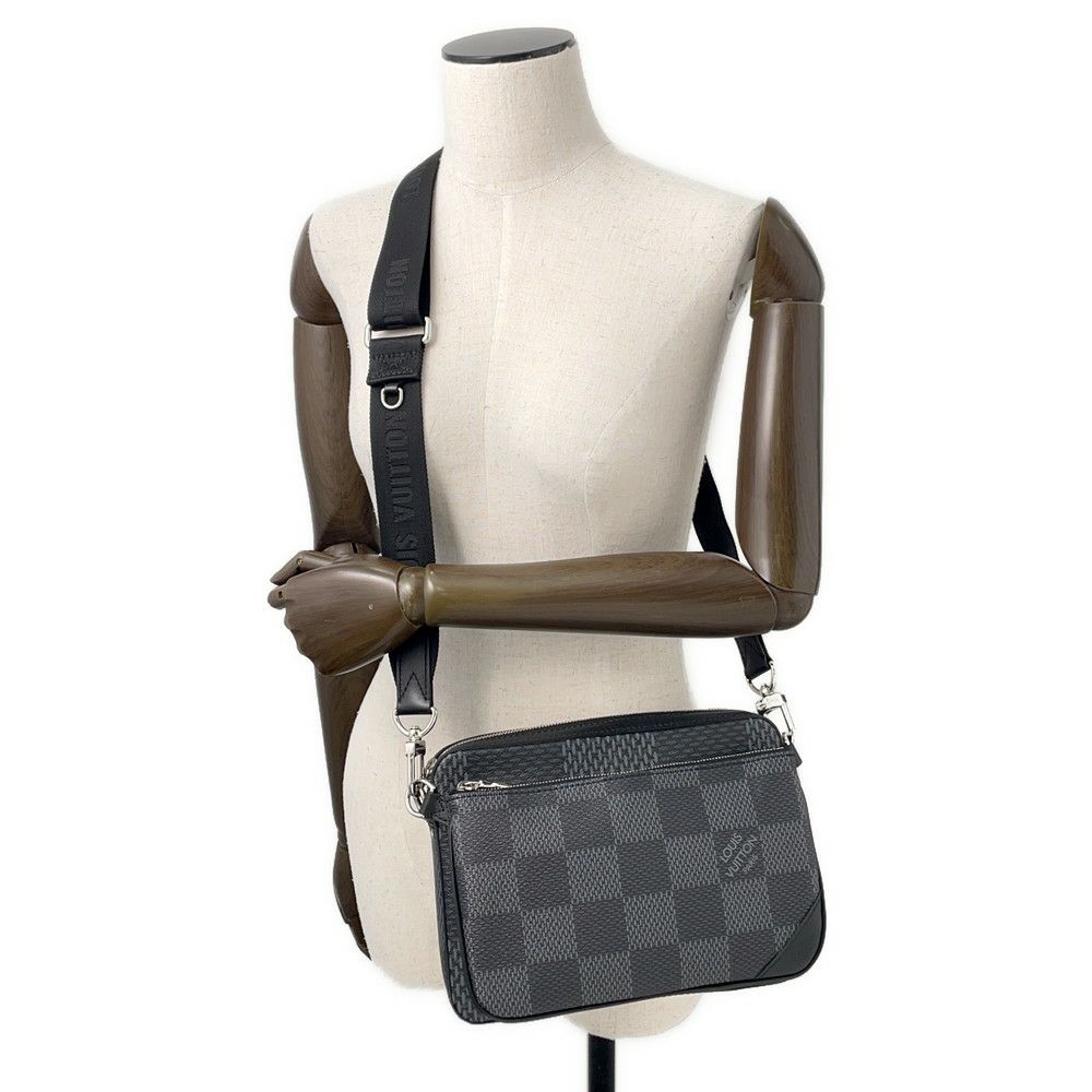 ルイヴィトン ショルダーバッグ ダミエ・グラフィット 3D トリオ・メッセンジャー N50017 LOUIS VUITTON ブラック 黒