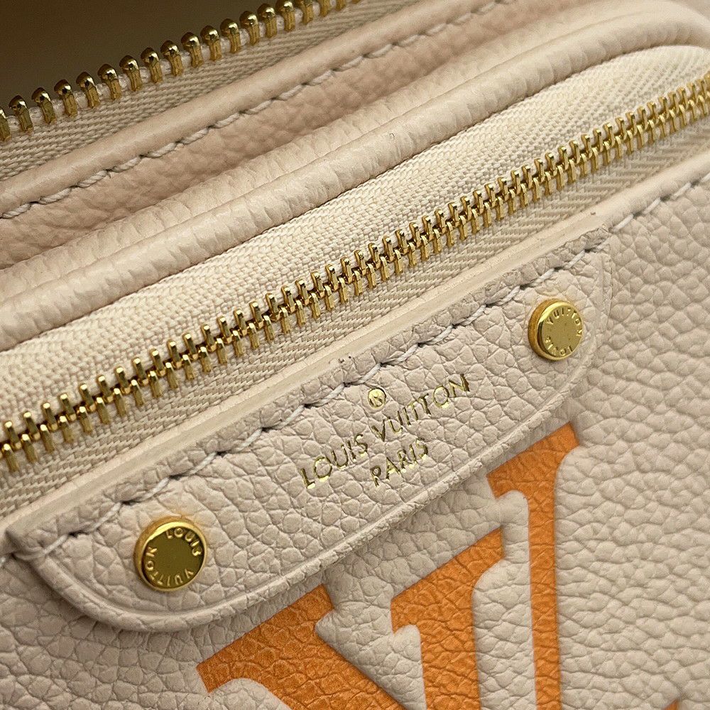 ルイヴィトン ショルダーバッグ モノグラム・アンプラント バイザプール ミニバムバッグ M82208 LOUIS VUITTON 2way