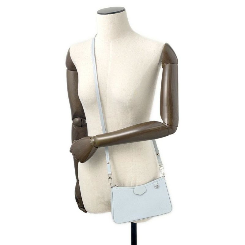 ルイヴィトン ショルダーバッグ エピ イージー・ポーチ M80480 LOUIS VUITTON ヴィトン