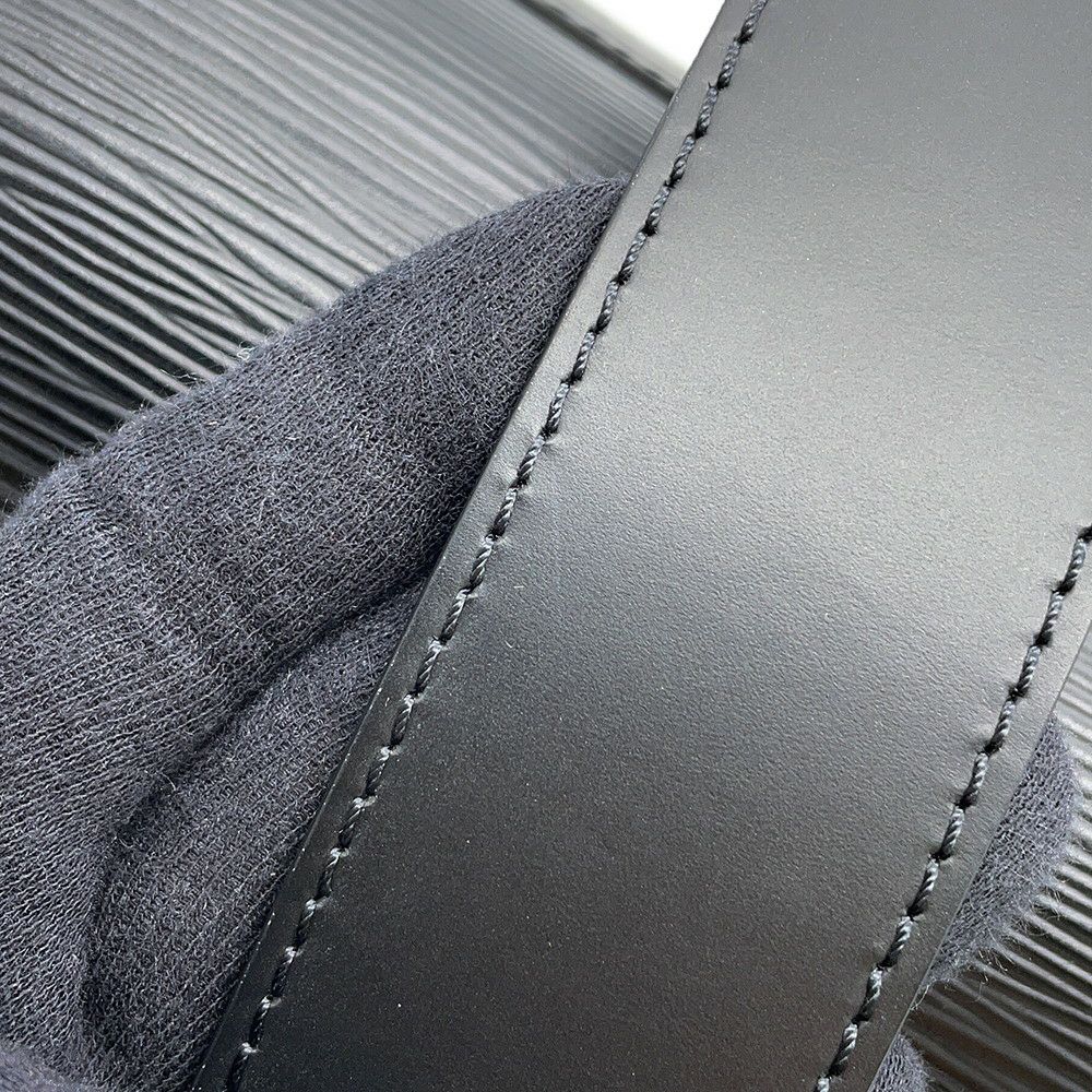 ルイヴィトン ショルダーバッグ エピ パピヨントランク M58655 LOUIS VUITTON ヴィトン 2way ブラック 黒