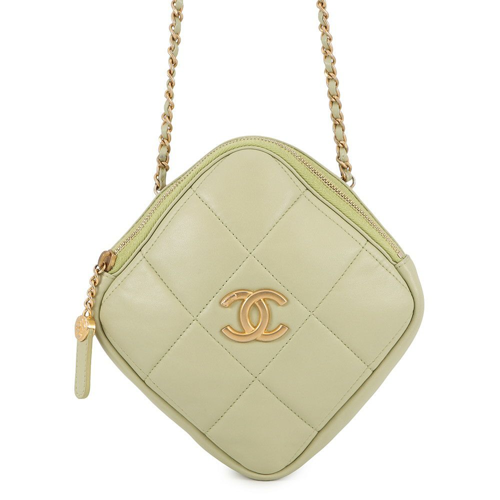 シャネル チェーンショルダーバッグ ココマーク マトラッセ ラムスキン AS2201 CHANEL