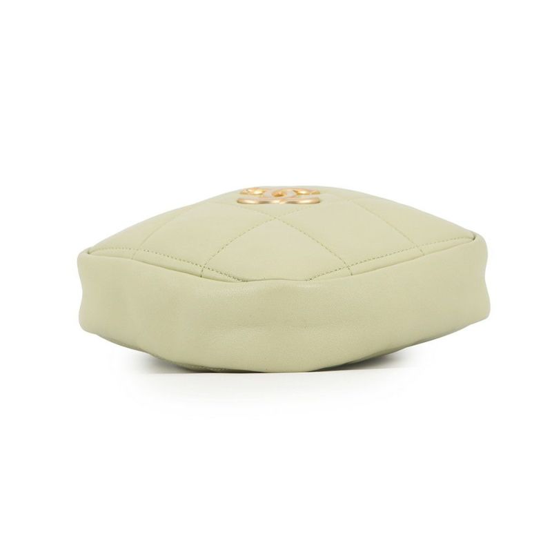 シャネル チェーンショルダーバッグ ココマーク マトラッセ ラムスキン AS2201 CHANEL