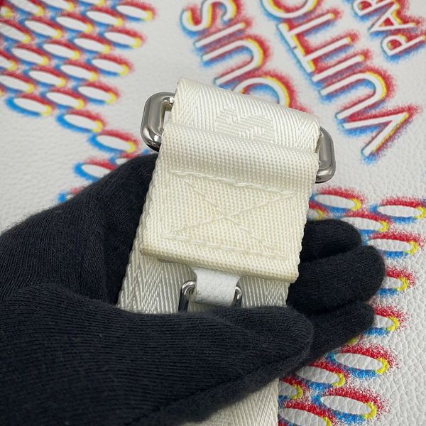 ルイヴィトン ショルダーバッグ ダミエ・ジャイアントスプレー トリオ・メッセンジャー M20665 LOUIS VUITTON 白